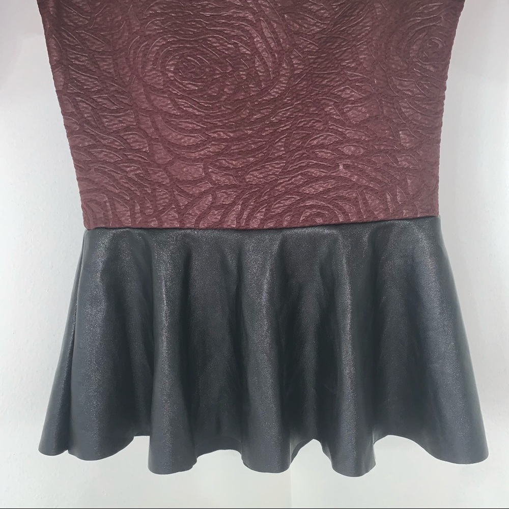 Charlotte Russe Peplum Top - Picture 3 of 8